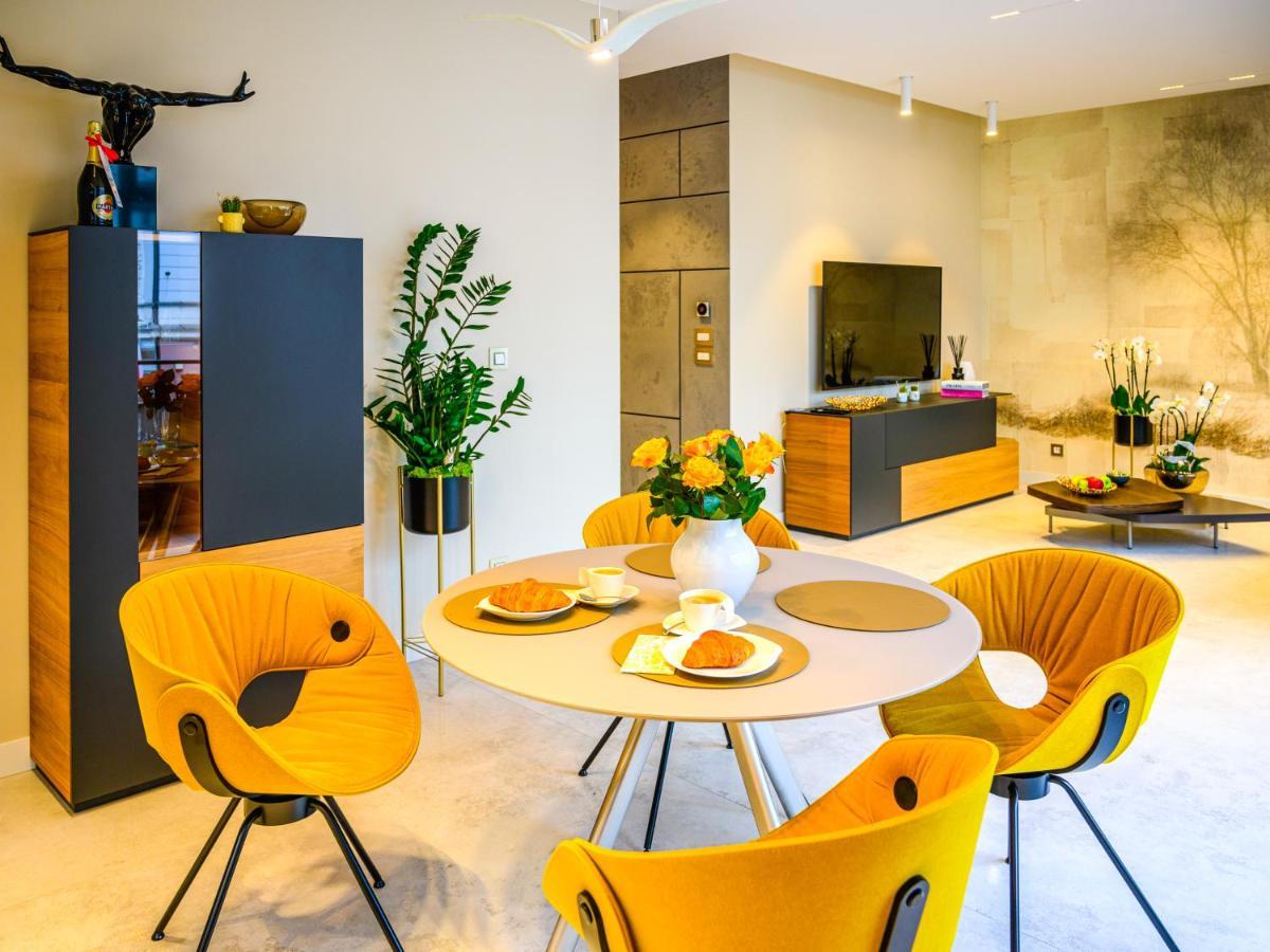 Pietryna Apartments Luxury - Sauna , Jacuzzi , Bezposrednio Przy Ul Piotrkowskiej Lodž Exteriér fotografie